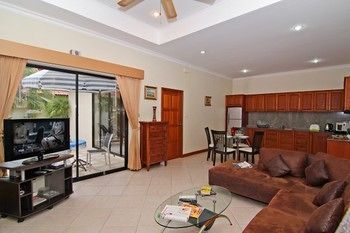 Talay Time Pool Villa Джомтьен Экстерьер фото